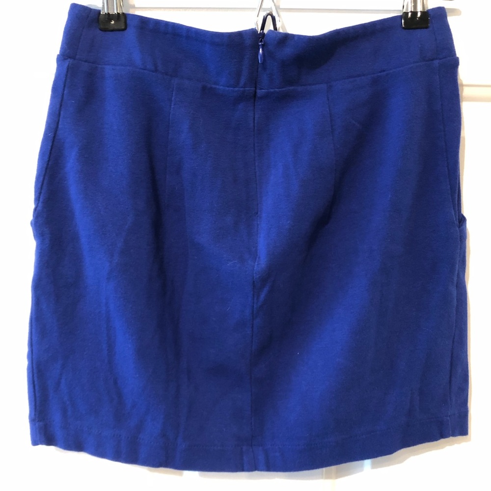 Skirt - Picture 2 of 4